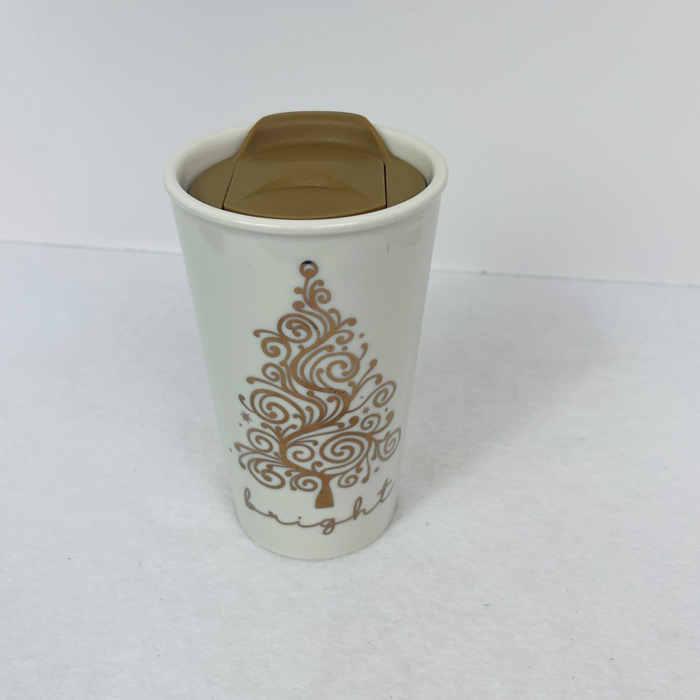 Marketplace Brands Ceramic Travel Mug Gold Christmas Tree Bright White Tan Lid